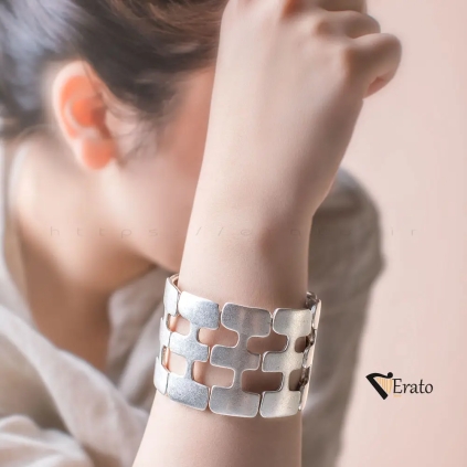 دستبند پهن مدرن مدل تابان